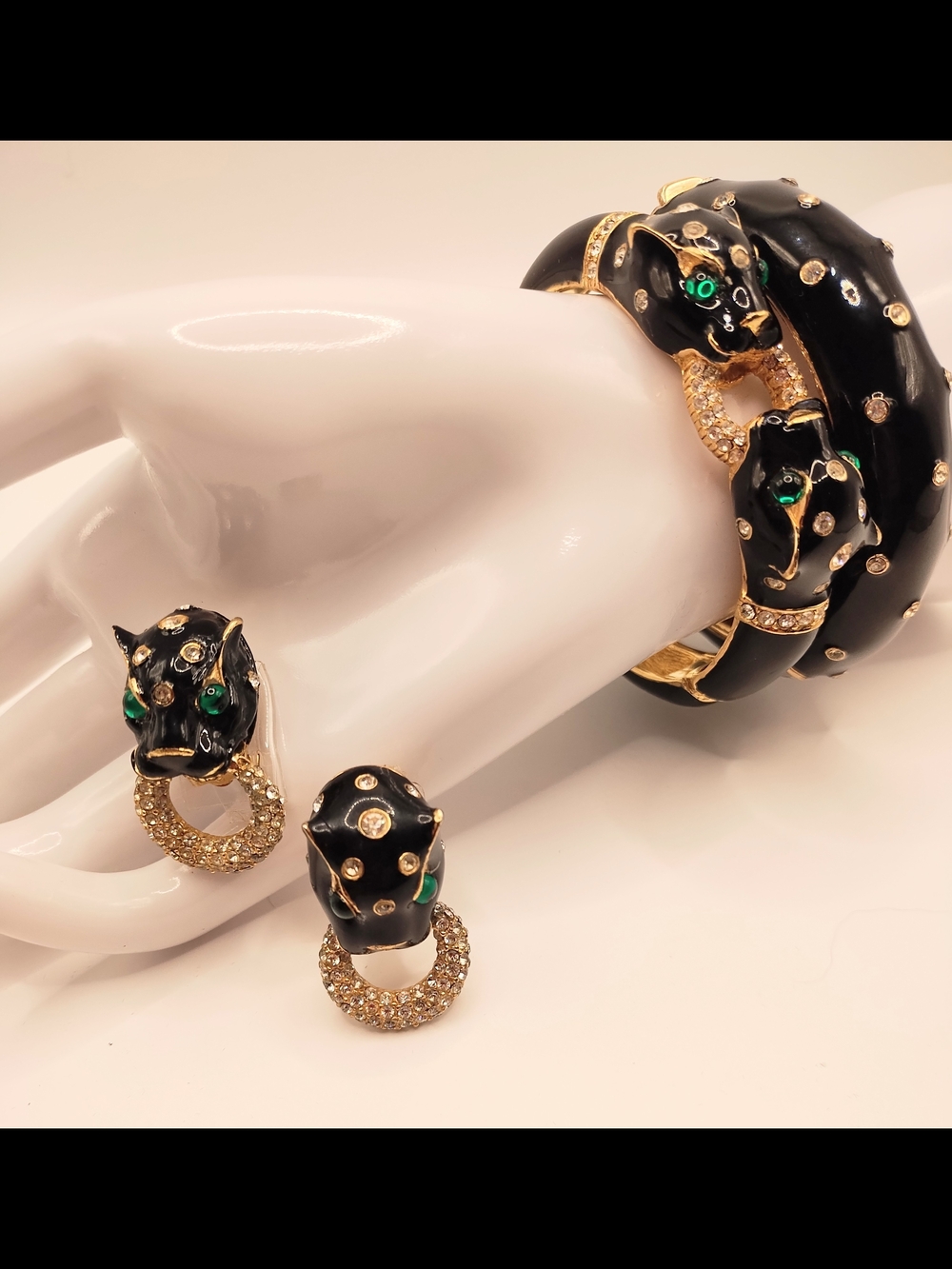 Vintage Ciner Black Panther 2 Bracelet And Panther Earrings Suite